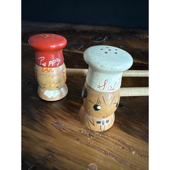 Source Unknown Other - VINTAGE LONG HANDLED SALT & PEPPER SHAKERS Salty & Peppy